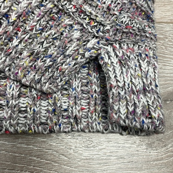 Faded Glory Speckled Gray Knit Sweater XL (16-18) - Picture 7 of 14